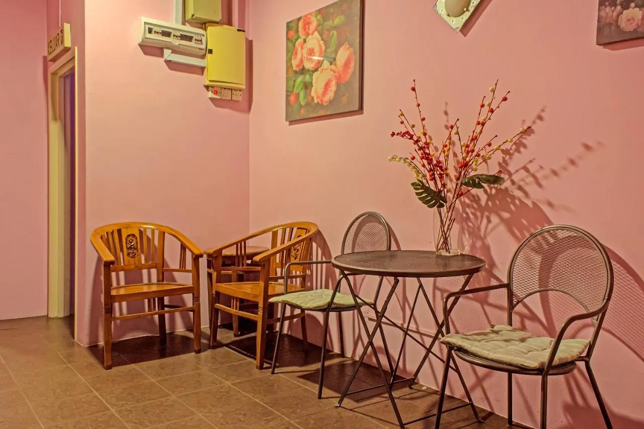 ג'והור בהרו I Hotel 2*, ג'והור בהרו מלזיה
